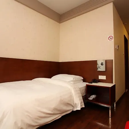 Huaxia 4* Milano