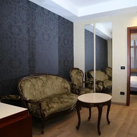 Hotel Huaxia